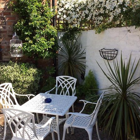 Old Street B&B Upton upon Severn Exterior foto